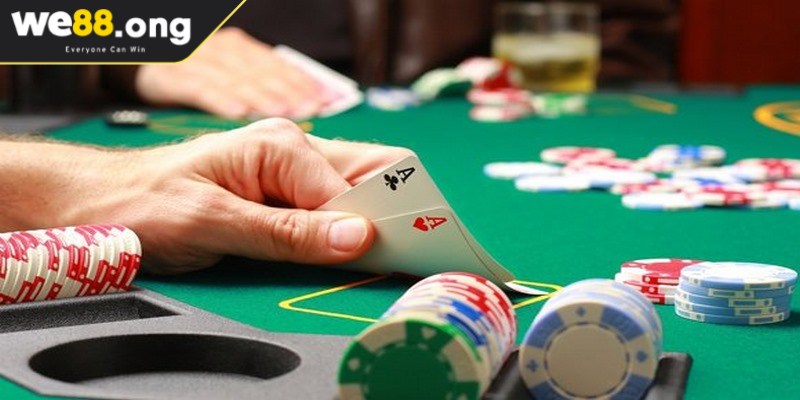 Cách chơi Poker thắng lớn từ cao thủ cho người mới 3 Tìm hiểu bí quyết thực chiến trong cách chơi Poker để nâng cao cơ hội thắng cuộc